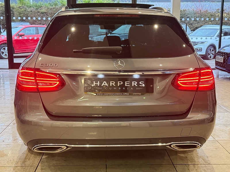 Mercedes-Benz C Class 2.0 C300 Sport (Premium Plus) Estate 5dr Petrol G-Tronic+ Euro 6 (s/s) (258 ps) - U6218