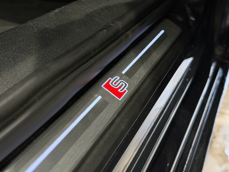 Audi A6 Avant 3.0 TDI V6 50 S line Estate 5dr Diesel Tiptronic quattro Euro 6 (s/s) (286 ps) - U6220