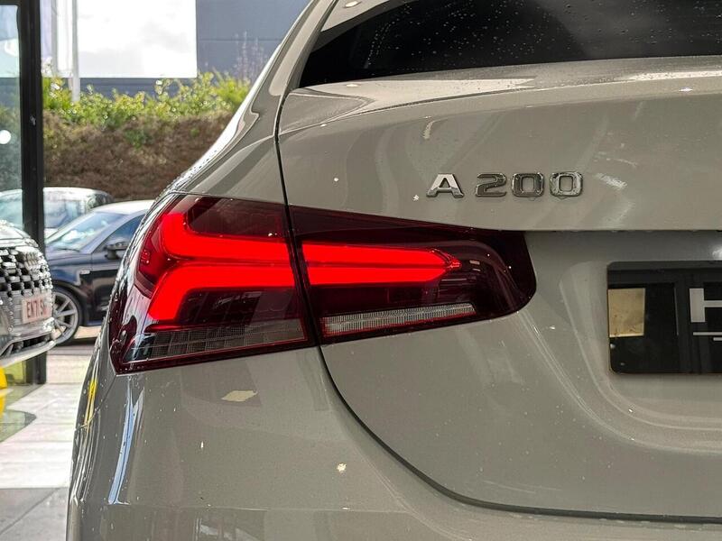 Mercedes-Benz A Class 1.3 A200 AMG Line (Premium 2) Euro 6 (s/s) 4dr - U6225