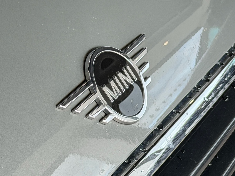 MINI Hatch Cooper Hatchback 1.5 Automatic Petrol - U6235