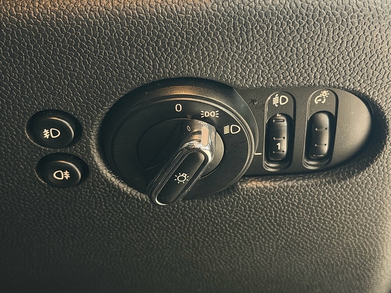 MINI Hatch Cooper Hatchback 1.5 Automatic Petrol - U6235