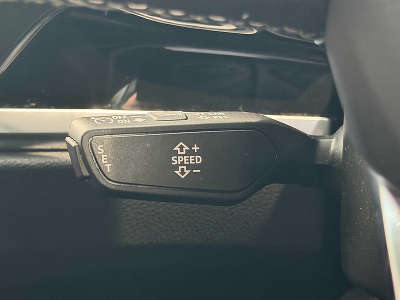 Audi Q3 1.5 TFSI CoD 35 Black Edition SUV 5dr Petrol Manual Euro 6 (s/s) (150 ps) - U6249