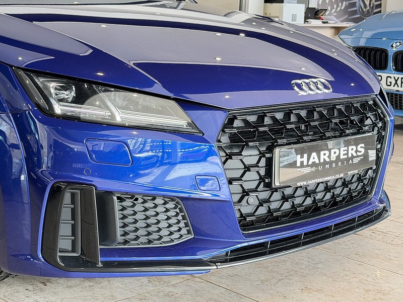 Audi TT 2.0 TFSI 40 Black Edition Coupe 3dr Petrol S Tronic Euro 6 (s/s) (197 ps) - U6273