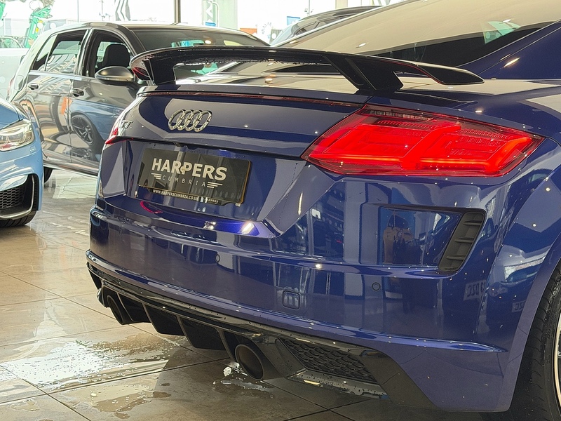 Audi TT 2.0 TFSI 40 Black Edition Coupe 3dr Petrol S Tronic Euro 6 (s/s) (197 ps) - U6273