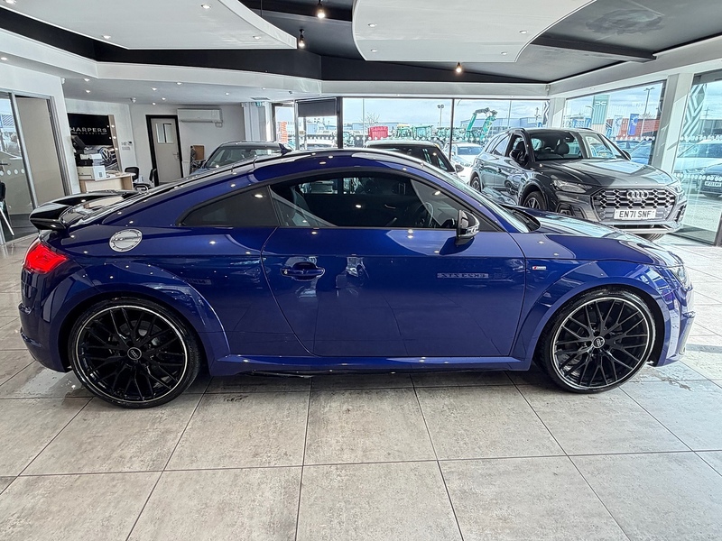 Audi TT 2.0 TFSI 40 Black Edition Coupe 3dr Petrol S Tronic Euro 6 (s/s) (197 ps) - U6273