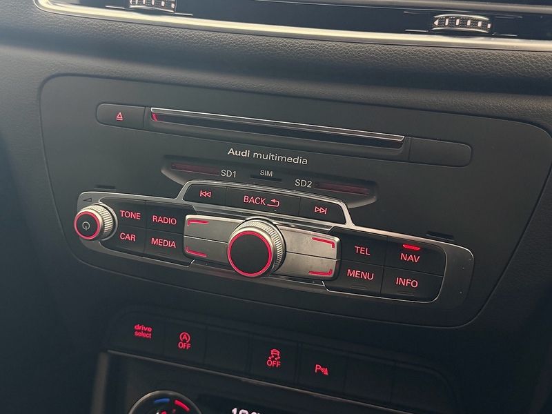 Audi Q3 TDI Black Edition SUV 2.0 Automatic Diesel - U6275