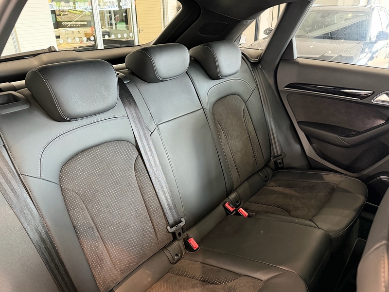 Audi Q3 TDI Black Edition SUV 2.0 Automatic Diesel - U6275