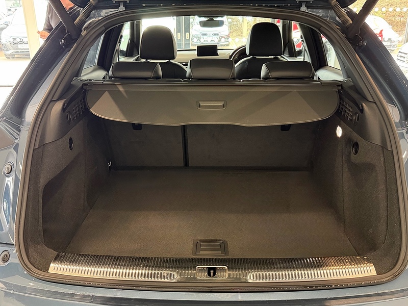 Audi Q3 TDI Black Edition SUV 2.0 Automatic Diesel - U6275