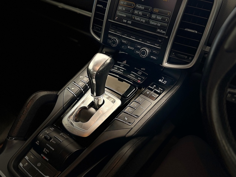 Porsche Cayenne 3.0 TD V6 SUV 5dr Diesel TiptronicS 4WD Euro 6 (s/s) (262 ps) - U6282