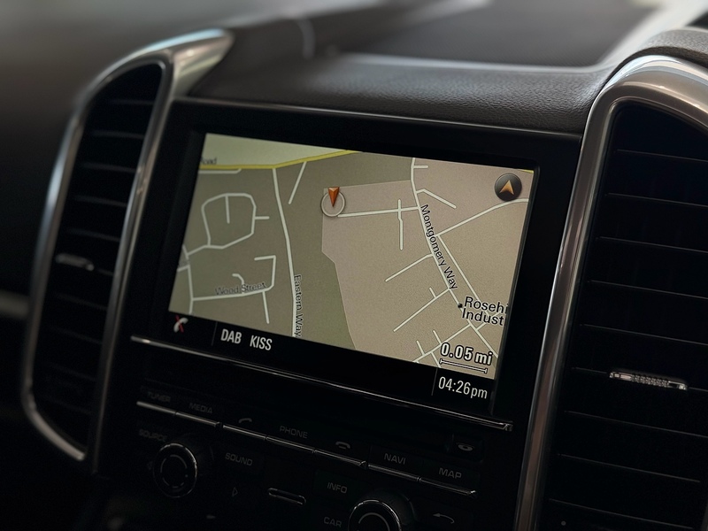 Porsche Cayenne 3.0 TD V6 SUV 5dr Diesel TiptronicS 4WD Euro 6 (s/s) (262 ps) - U6282