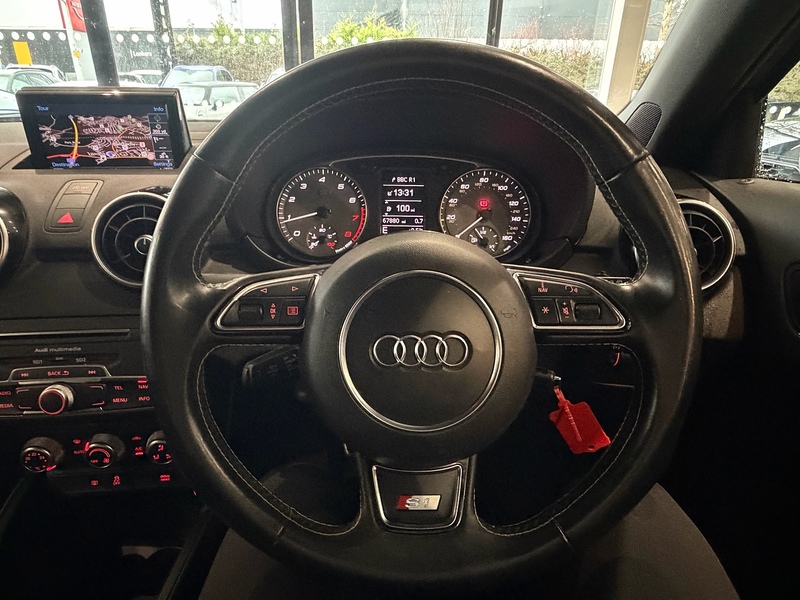Audi S1 2.0 TFSI Competition Hatchback 3dr Petrol Manual quattro Euro 6 (s/s) (231 ps) - U6285