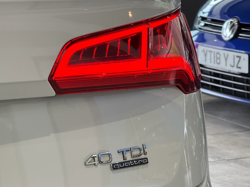 Audi Q5 2.0 TDI 40 S line SUV 5dr Diesel S Tronic quattro Euro 6 (s/s) (190 ps) - U6287
