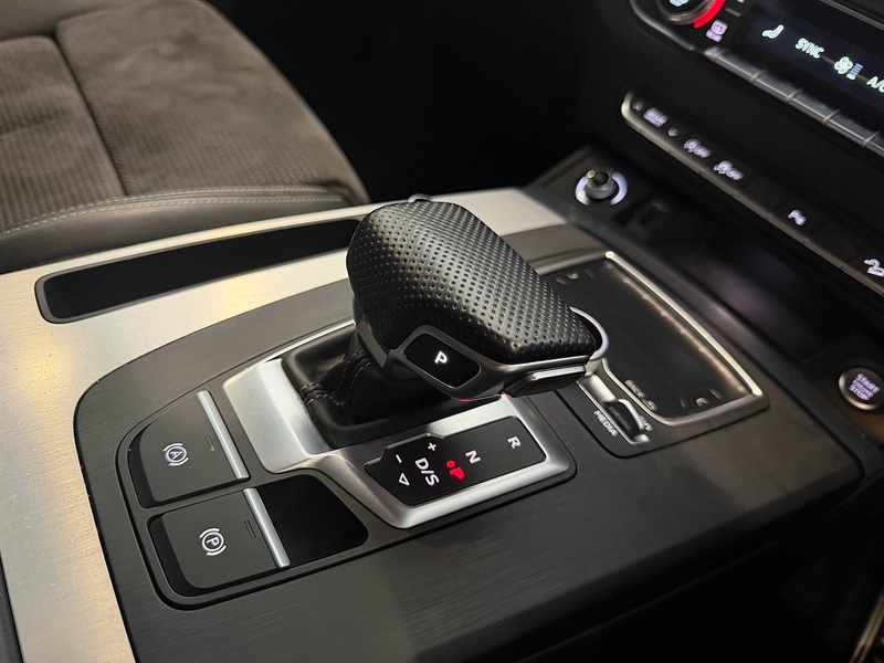 Audi Q5 2.0 TDI 40 S line SUV 5dr Diesel S Tronic quattro Euro 6 (s/s) (190 ps) - U6287