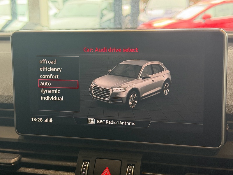 Audi Q5 2.0 TDI 40 S line SUV 5dr Diesel S Tronic quattro Euro 6 (s/s) (190 ps) - U6287