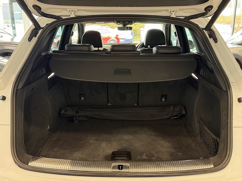 Audi Q5 2.0 TDI 40 S line SUV 5dr Diesel S Tronic quattro Euro 6 (s/s) (190 ps) - U6287