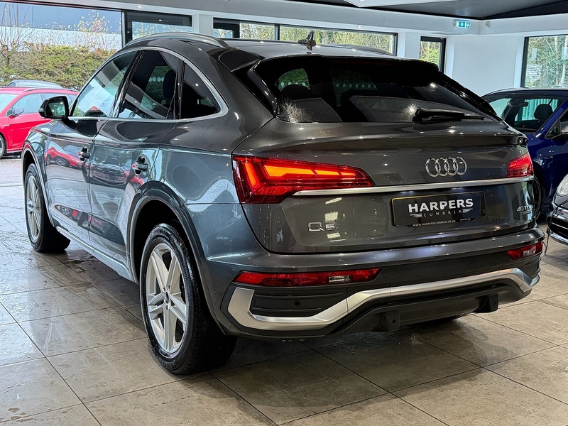 Audi Q5 2.0 TDI 40 S line Sportback 5dr Diesel S Tronic quattro Euro 6 (s/s) (204 ps) - U6302