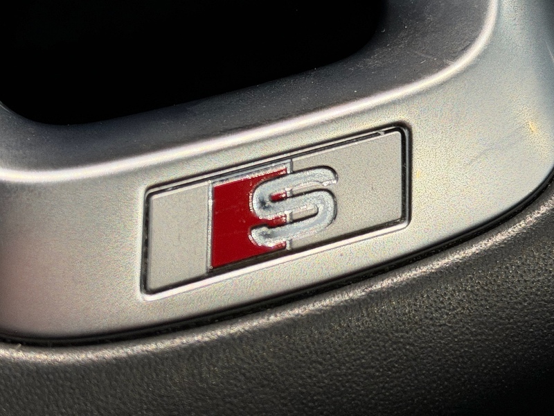 Audi Q5 2.0 TDI 40 S line Sportback 5dr Diesel S Tronic quattro Euro 6 (s/s) (204 ps) - U6302