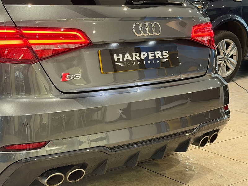Audi S3 2.0 TFSI Black Edition Sportback 5dr Petrol S Tronic quattro Euro 6 (s/s) (300 ps) - U6306