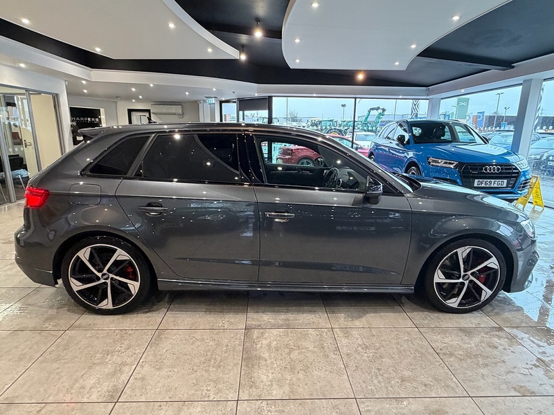 Audi S3 2.0 TFSI Black Edition Sportback 5dr Petrol S Tronic quattro Euro 6 (s/s) (300 ps) - U6306