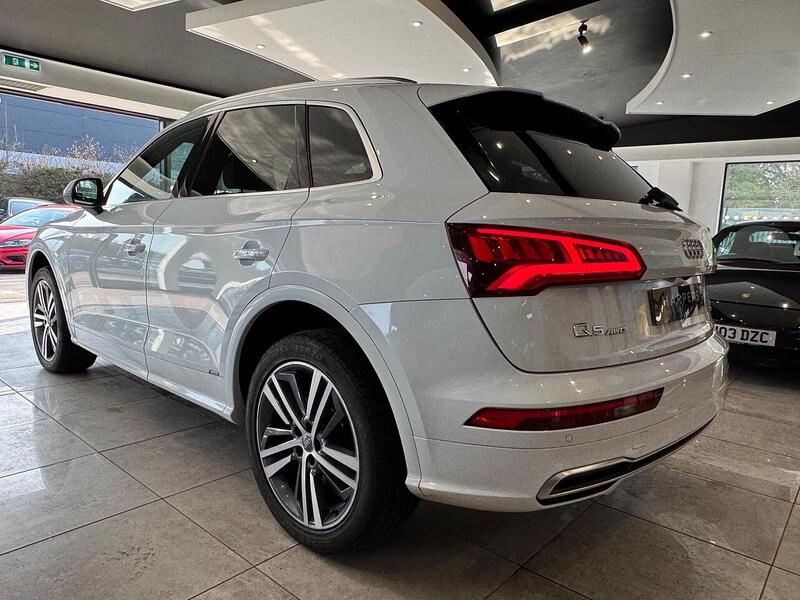Audi Q5 TDI S line SUV 2.0 Automatic Diesel - U6315