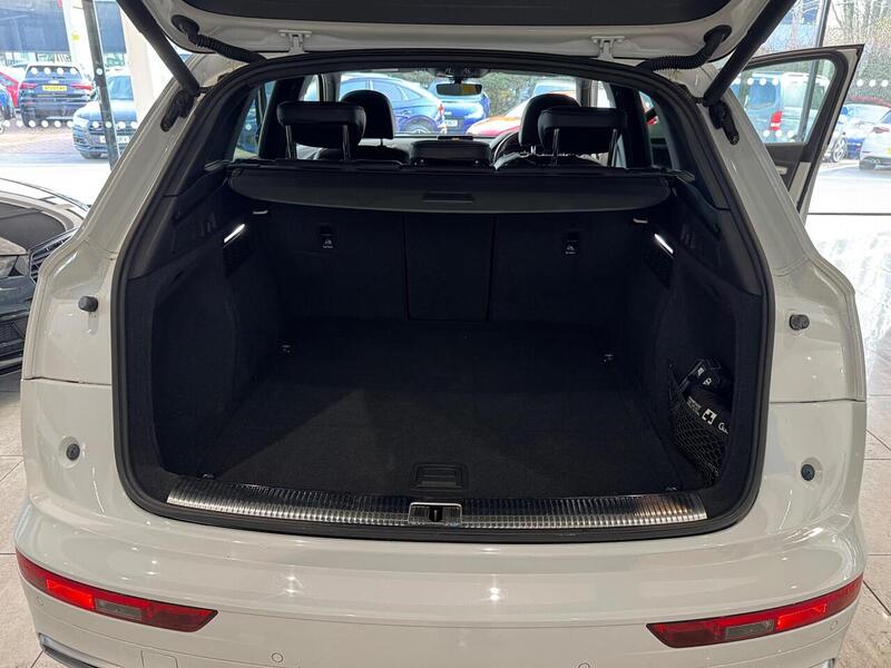Audi Q5 TDI S line SUV 2.0 Automatic Diesel - U6315