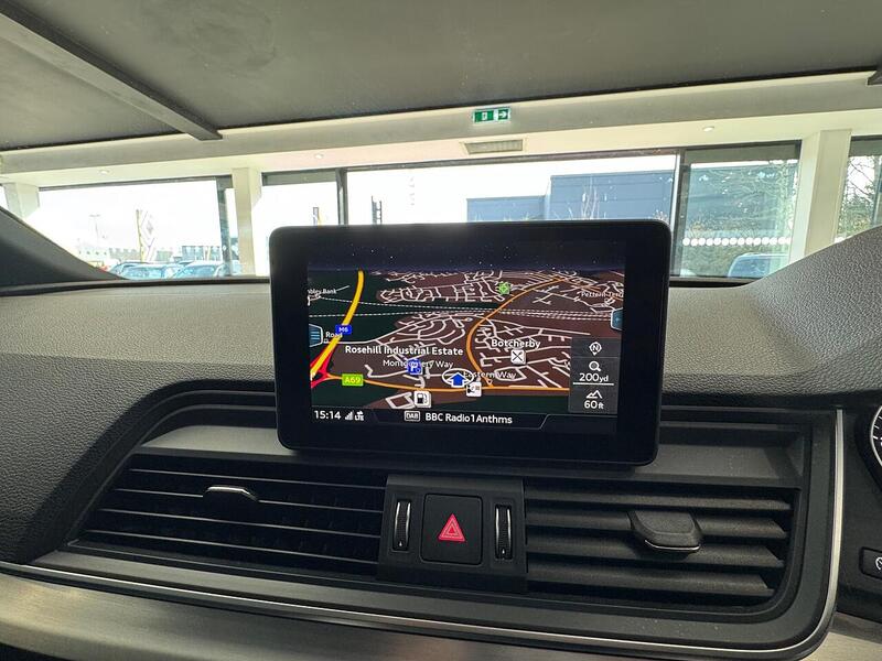 Audi Q5 TDI S line SUV 2.0 Automatic Diesel - U6315