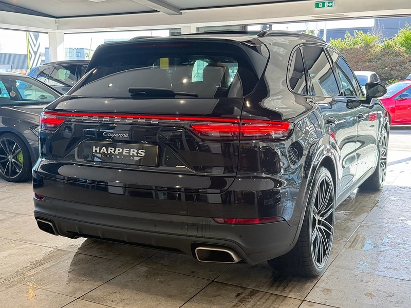 Porsche Cayenne 3.0T V6 SUV 5dr Petrol TiptronicS 4WD Euro 6 (s/s) (340 ps) - U6327
