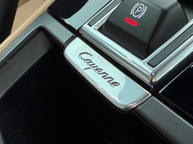 Porsche Cayenne 3.0T V6 SUV 5dr Petrol TiptronicS 4WD Euro 6 (s/s) (340 ps) - U6327