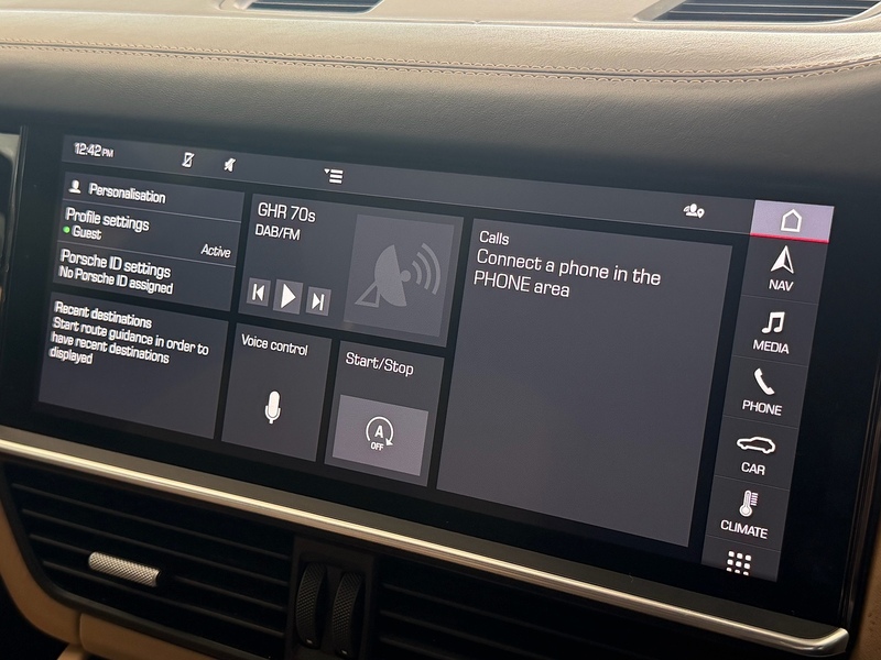 Porsche Cayenne 3.0T V6 SUV 5dr Petrol TiptronicS 4WD Euro 6 (s/s) (340 ps) - U6327