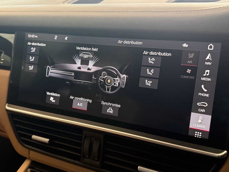 Porsche Cayenne 3.0T V6 SUV 5dr Petrol TiptronicS 4WD Euro 6 (s/s) (340 ps) - U6327