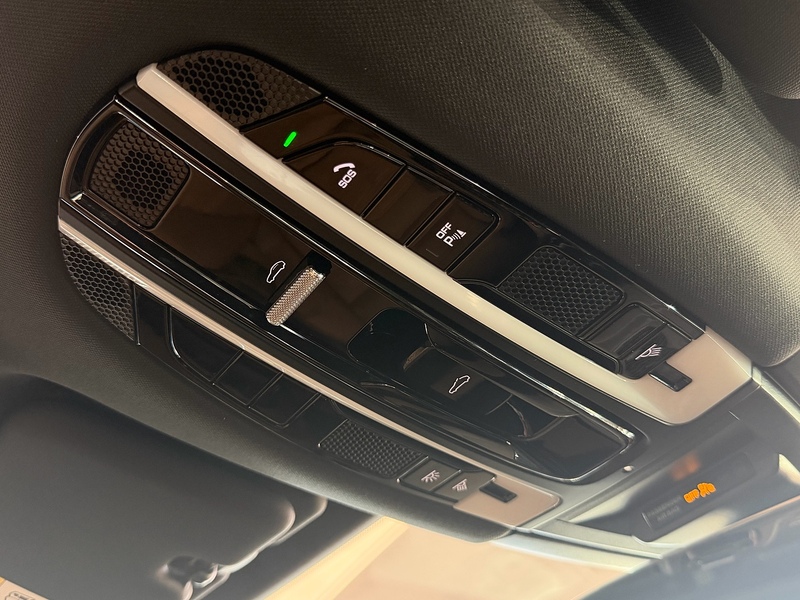 Porsche Cayenne 3.0T V6 SUV 5dr Petrol TiptronicS 4WD Euro 6 (s/s) (340 ps) - U6327