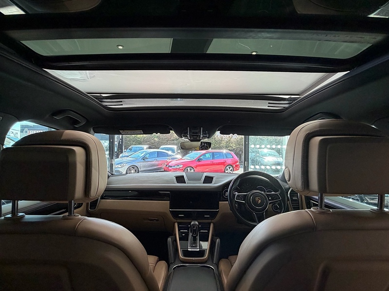 Porsche Cayenne 3.0T V6 SUV 5dr Petrol TiptronicS 4WD Euro 6 (s/s) (340 ps) - U6327
