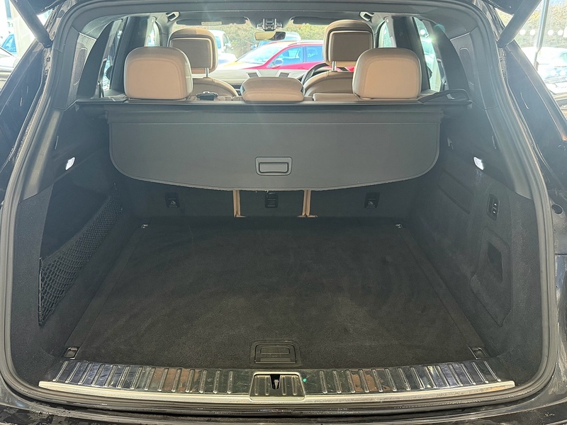 Porsche Cayenne 3.0T V6 SUV 5dr Petrol TiptronicS 4WD Euro 6 (s/s) (340 ps) - U6327