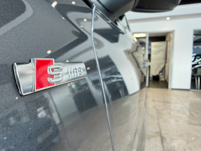 Audi Q5 2.0 TDI S line SUV 5dr Diesel S Tronic quattro Euro 6 (s/s) (190 ps) - U6330