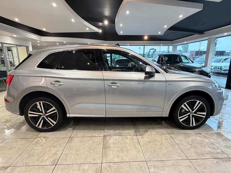 Audi Q5 2.0 TFSI S line SUV 5dr Petrol S Tronic quattro Euro 6 (s/s) (252 ps) - U6333