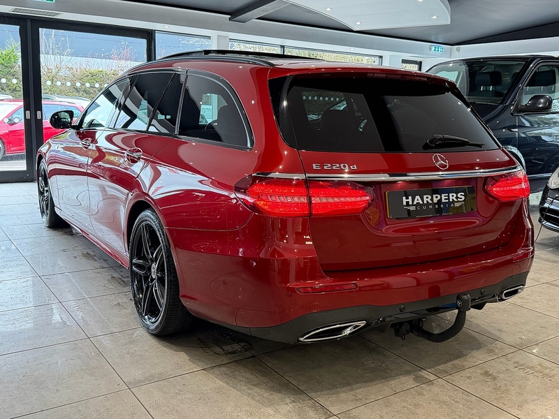 Mercedes E-Class E 220 D Amg Line Premi Estate  Automatic - U6334