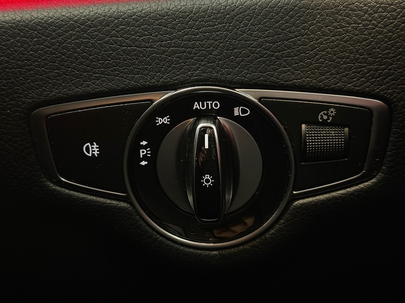 Mercedes E-Class E 220 D Amg Line Premi Estate  Automatic - U6334