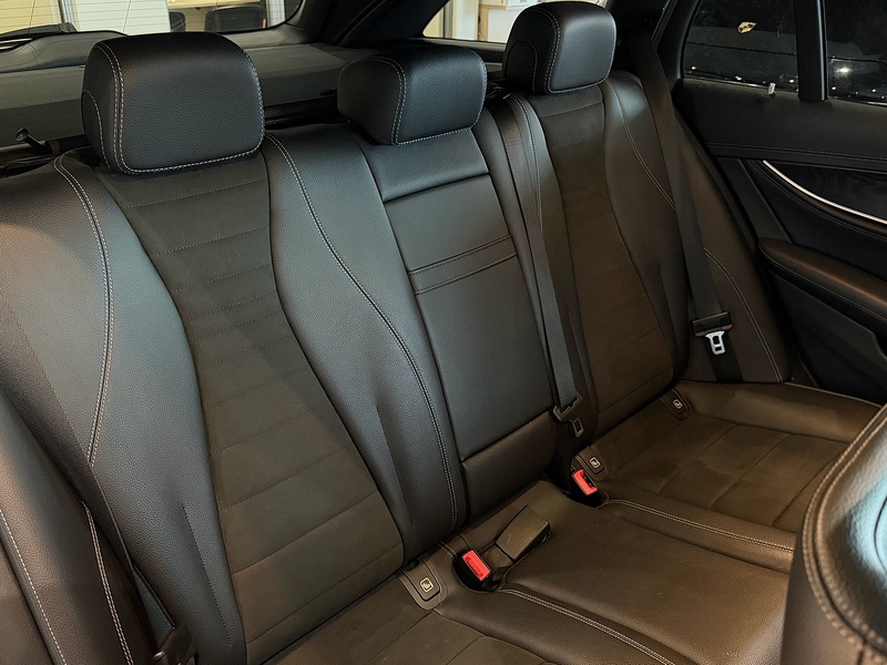 Mercedes E-Class E 220 D Amg Line Premi Estate  Automatic - U6334