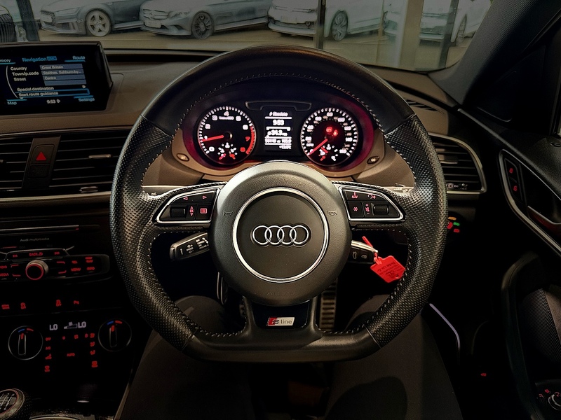 Audi Q3 1.4 TFSI CoD Black Edition SUV 5dr Petrol Manual Euro 6 (s/s) (150 ps) - U6348