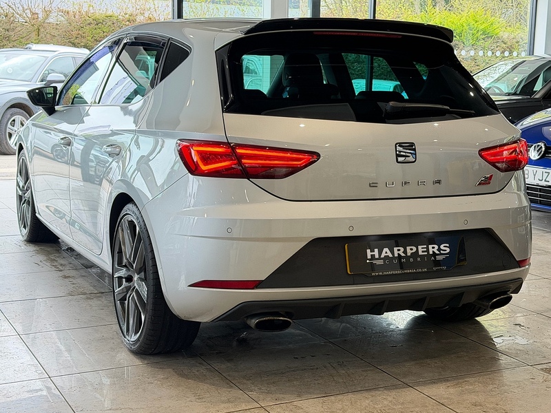 SEAT Leon TSI Cupra 300 Hatchback 2.0 Manual Petrol - U6349