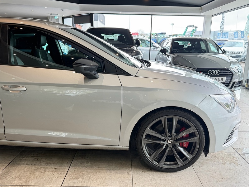 SEAT Leon TSI Cupra 300 Hatchback 2.0 Manual Petrol - U6349
