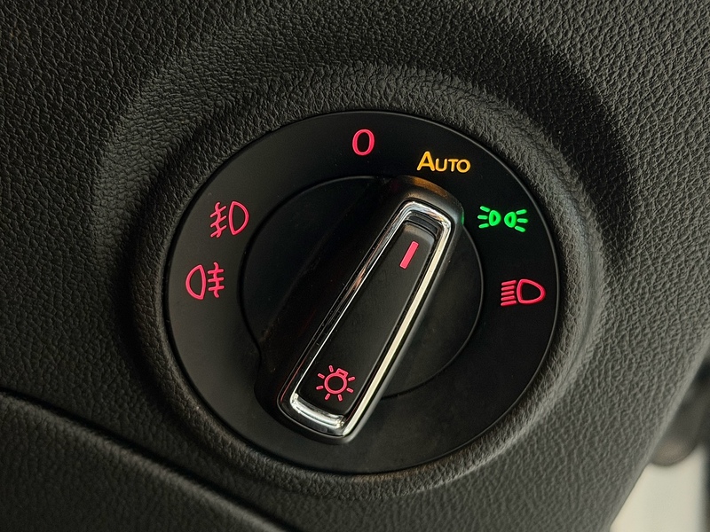 SEAT Leon TSI Cupra 300 Hatchback 2.0 Manual Petrol - U6349