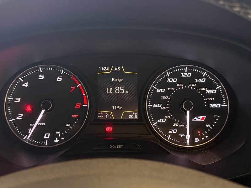 SEAT Leon TSI Cupra 300 Hatchback 2.0 Manual Petrol - U6349