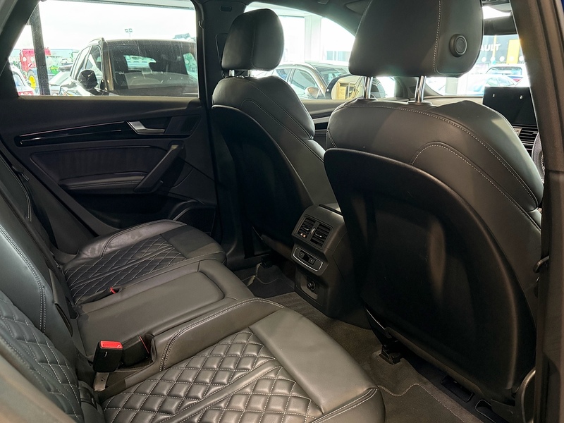 Audi Q5 2.0 TFSI 45 Edition 1 SUV 5dr Petrol S Tronic quattro Euro 6 (s/s) (265 ps) - U6354