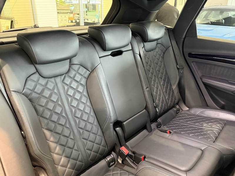 Audi Q5 2.0 TFSI 45 Edition 1 SUV 5dr Petrol S Tronic quattro Euro 6 (s/s) (265 ps) - U6354