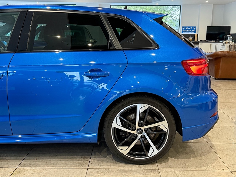 Audi S3 2.0 TFSI Black Edition Sportback 5dr Petrol S Tronic quattro Euro 6 (s/s) (300 ps) - U6361