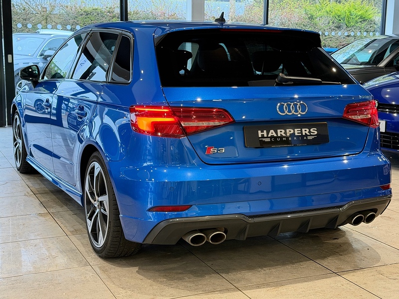 Audi S3 2.0 TFSI Black Edition Sportback 5dr Petrol S Tronic quattro Euro 6 (s/s) (300 ps) - U6361