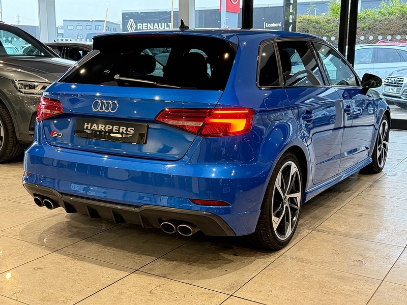 Audi S3 2.0 TFSI Black Edition Sportback 5dr Petrol S Tronic quattro Euro 6 (s/s) (300 ps) - U6361