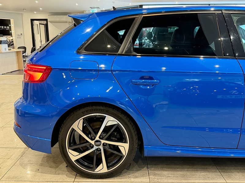 Audi S3 2.0 TFSI Black Edition Sportback 5dr Petrol S Tronic quattro Euro 6 (s/s) (300 ps) - U6361