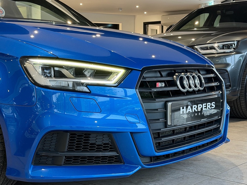 Audi S3 2.0 TFSI Black Edition Sportback 5dr Petrol S Tronic quattro Euro 6 (s/s) (300 ps) - U6361